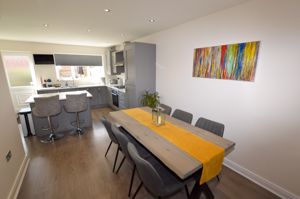 Kitchen/Diner- click for photo gallery